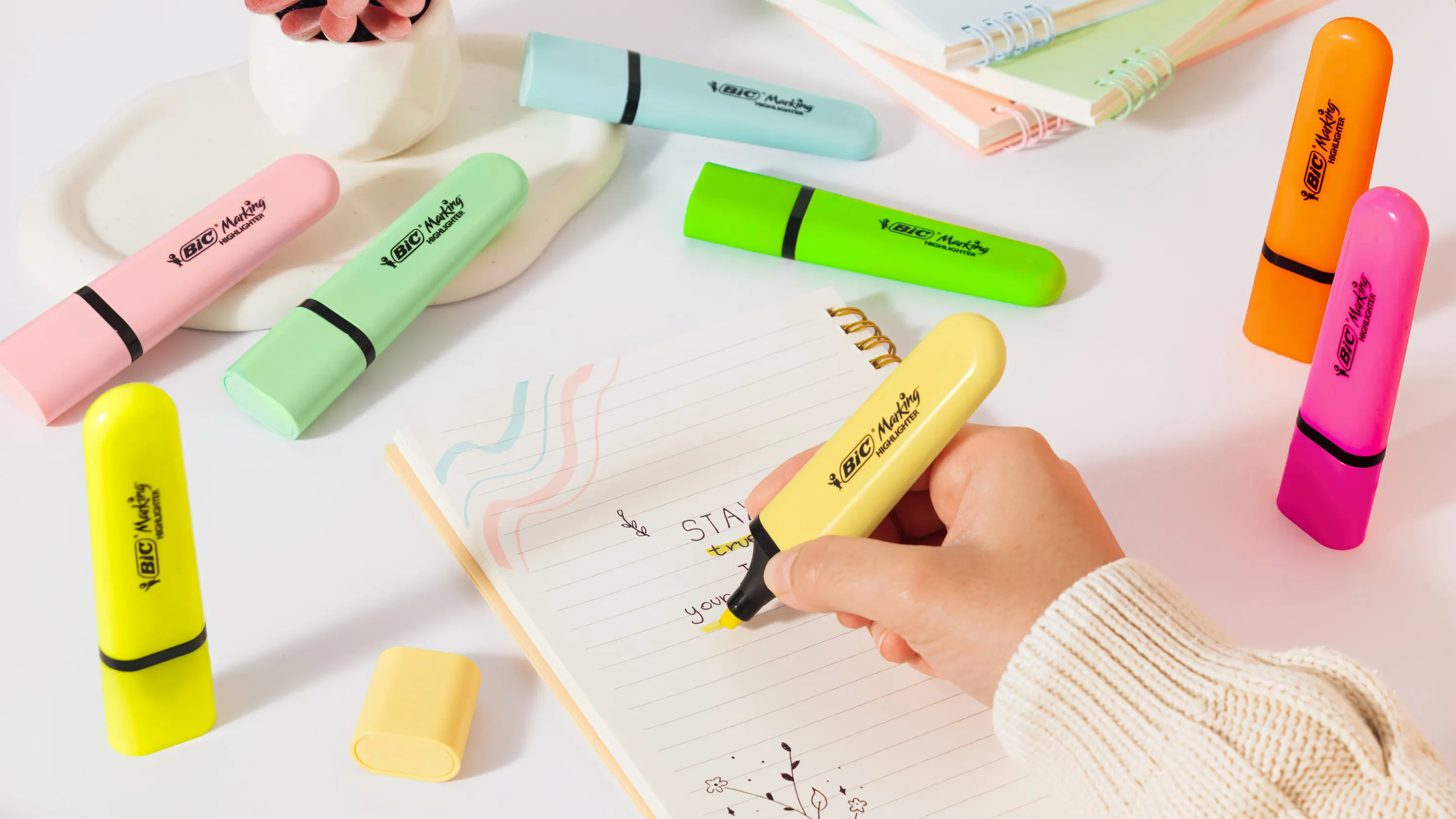 517955_Highlighter Flat_Lifestyle 5 (1).jpg