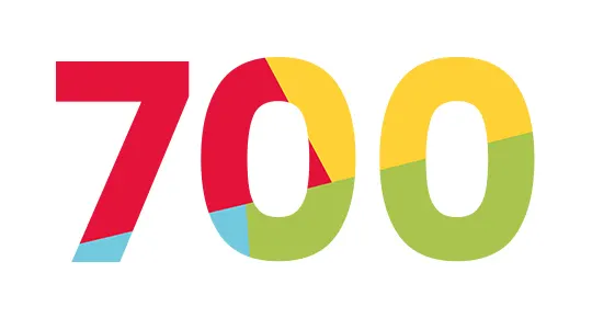 700