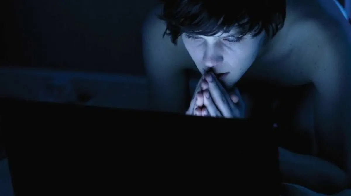 Kadr z filmu "Sala samobójców".
